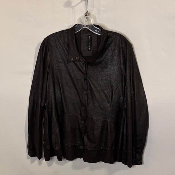 Gershon Bram Tops - GERSHON BRAM Black Snap Front Black Shirt Size Small